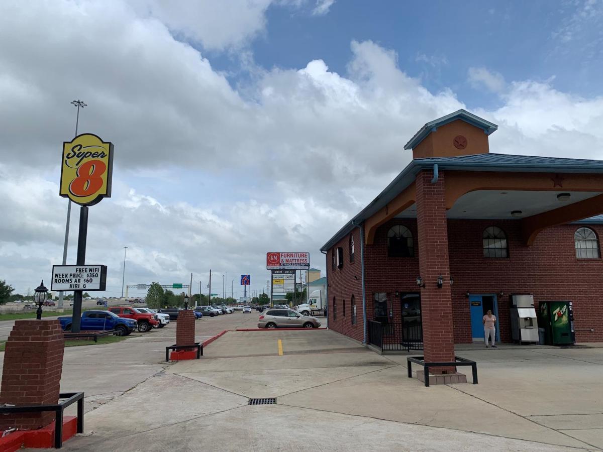 Express Inn Katy Bagian luar foto