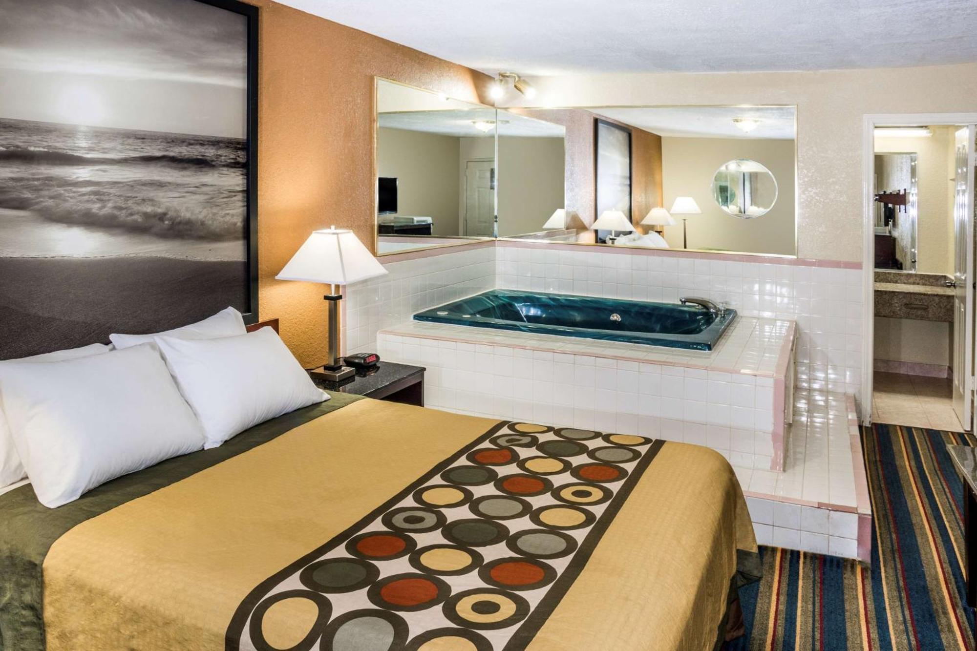 Express Inn Katy Bagian luar foto